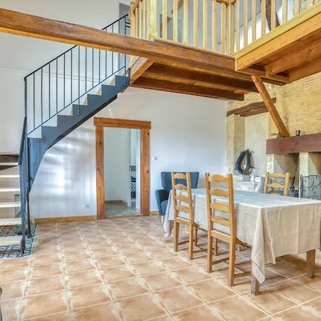 Casa vacanze Les Pierres De Lolme
